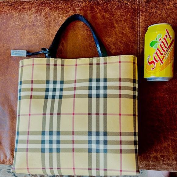 Burberry London Nova Check handbag - Picture 11 of 12